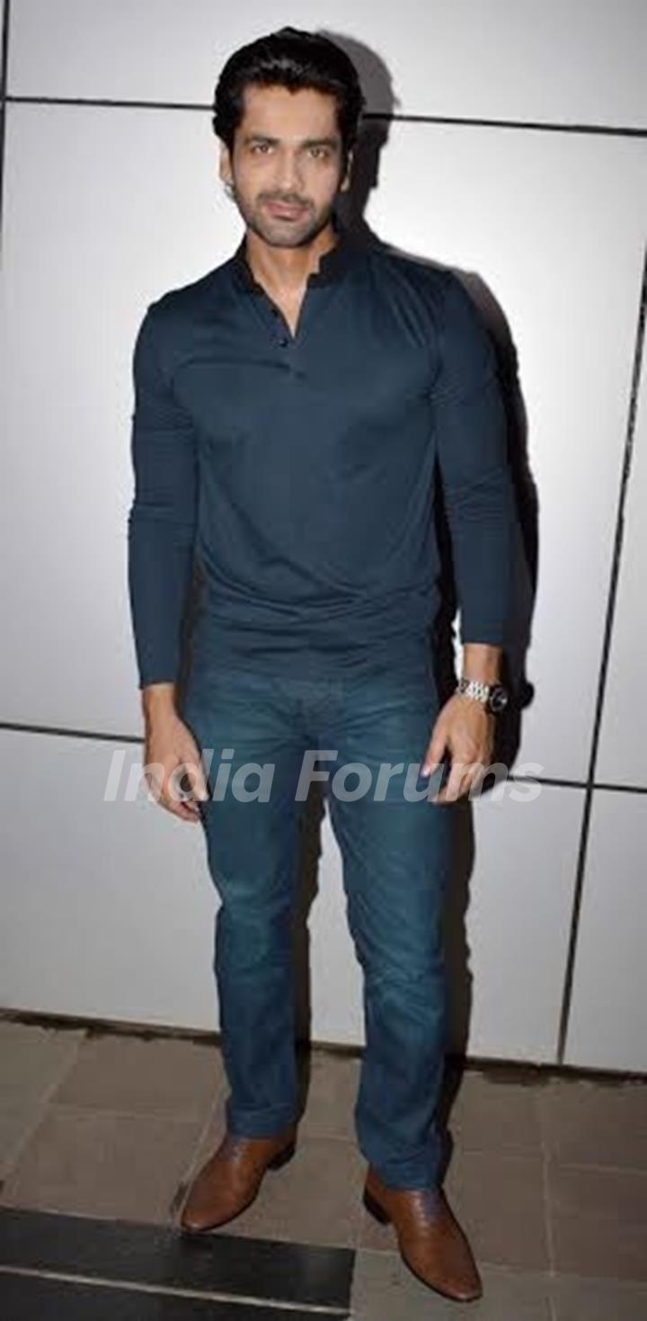 Arjan Bajwa at Omung Kumar's Birthday Bash