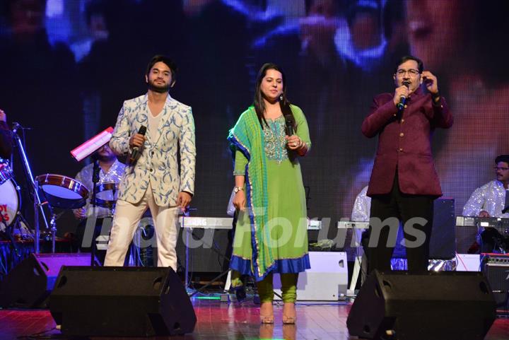 Sudesh Bhosale and Siddhant Bhosale Perfoms at 'Amitabh Aur Main' Concert