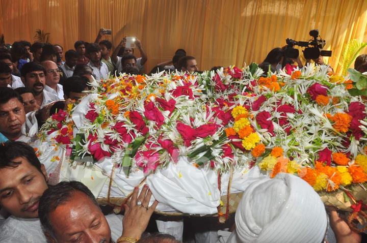 Prayer Meet of Ravindra Jain - Funeral