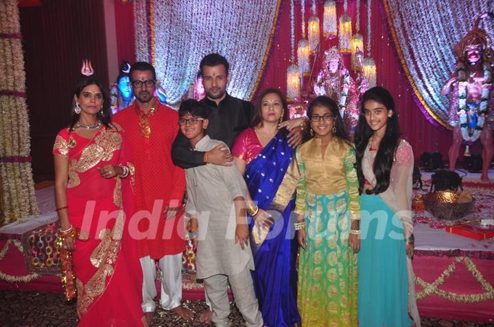 Rohit Roy at 'Mata Ki Chowki' Hosted By Ronit Roy and Family on His Birthday