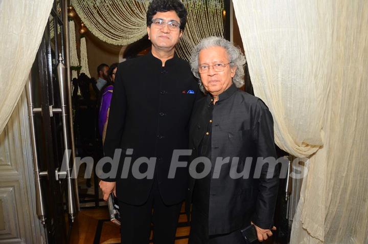 Prasoon Joshi was at Breakthrough Mission Hazaar Event