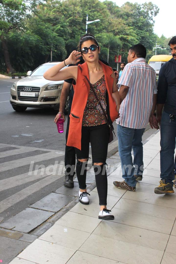 Alia Bhatt Snapped at Airport