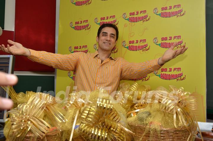 Faisal Khan at Radio Mirchi for Promotions of 'Chinar Daastaan - E - Ishq'