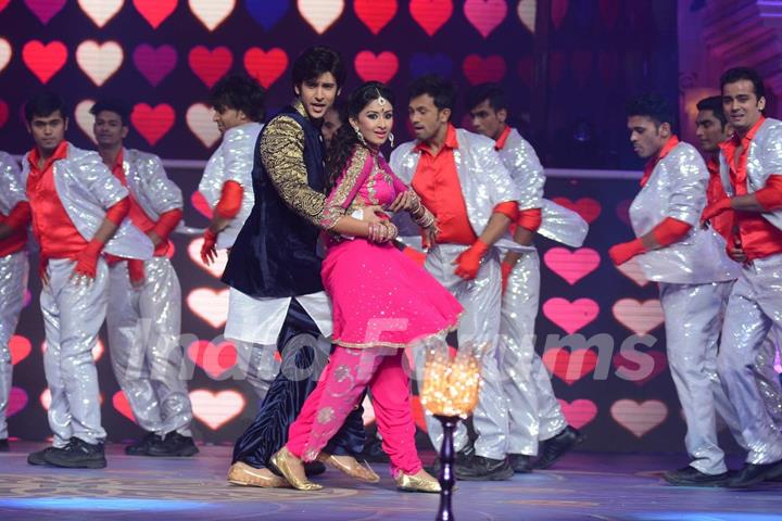 Shivin Narang and Farnaz Shetty Performs at Life OK's Special Shoot - Prem Ki Diwali