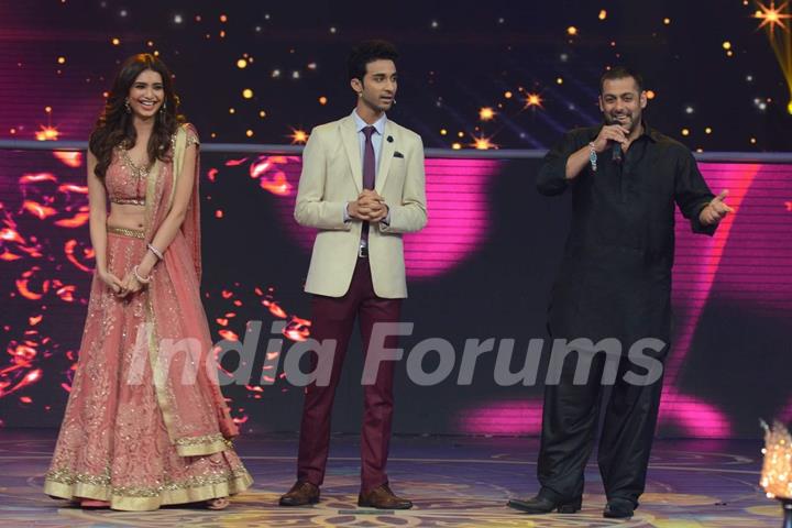 Salman Khan on Life OK's Special Shoot - Prem Ki Diwali Show