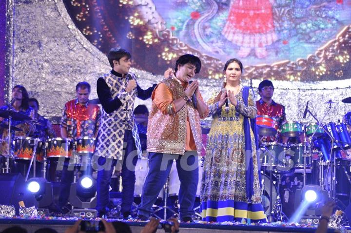 Falguni Pathak at Navratri Concert in Ghatkopar