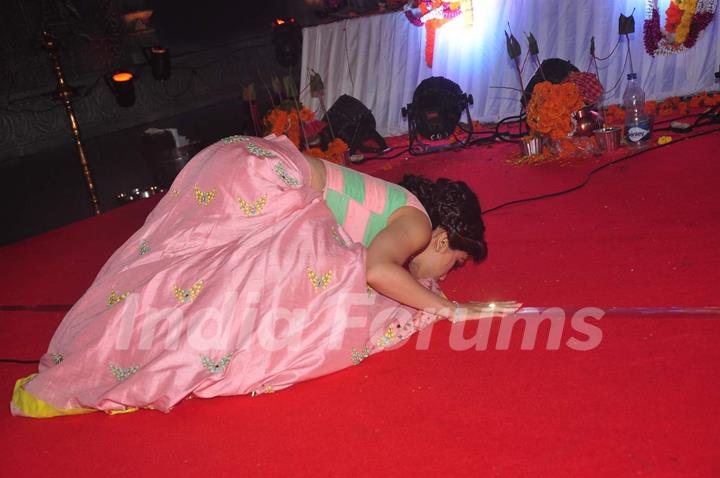 Tulsi Kumar at Durga Pooja of North Bombay Sarbojanin Durga Puja Charitable Trust