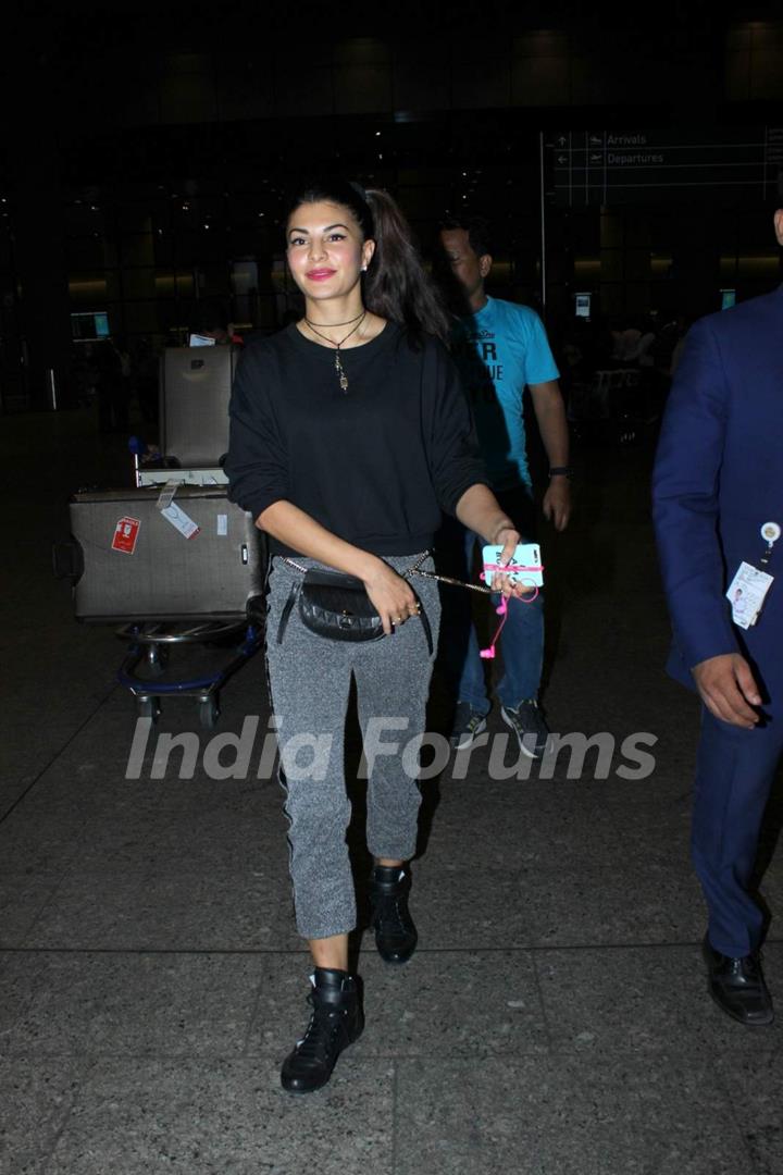 Jacqueline Fernandes Snapped at Airport