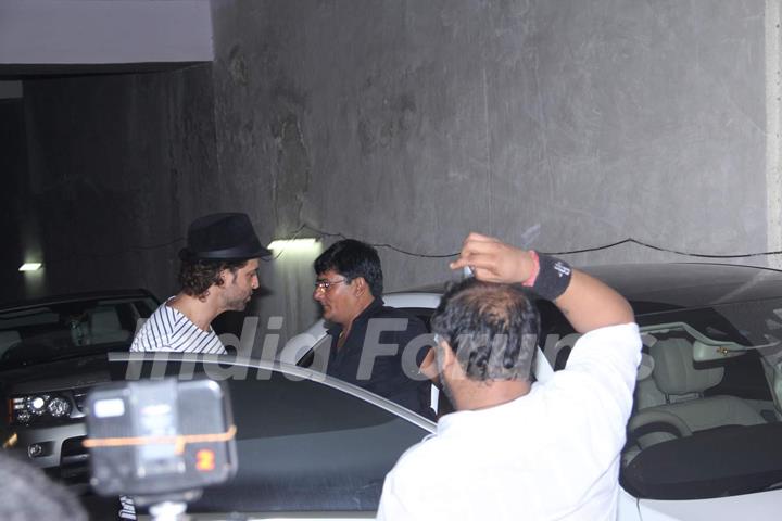 Hrithik Roshan Snapped With Kids