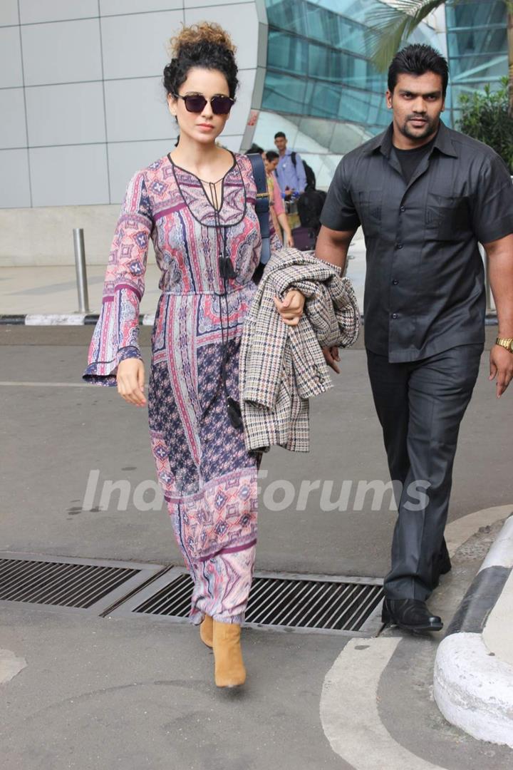 Kangana Ranaut Snapped at Airport