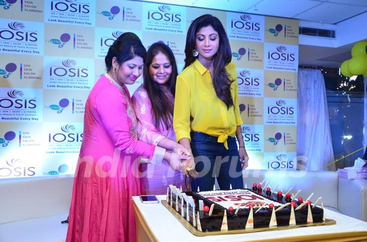 Shilpa Shetty at Launch of IOSIS Ashiyana, Lucknow Branch