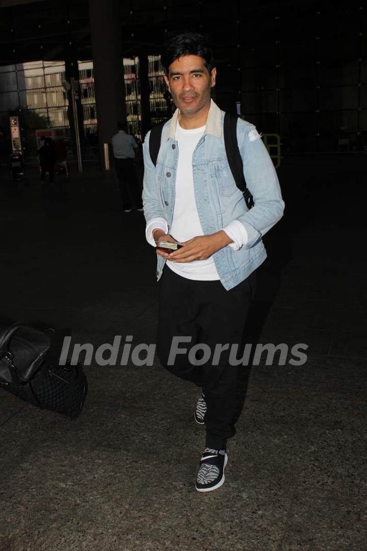 Manish Malhotra Snapped at Airport