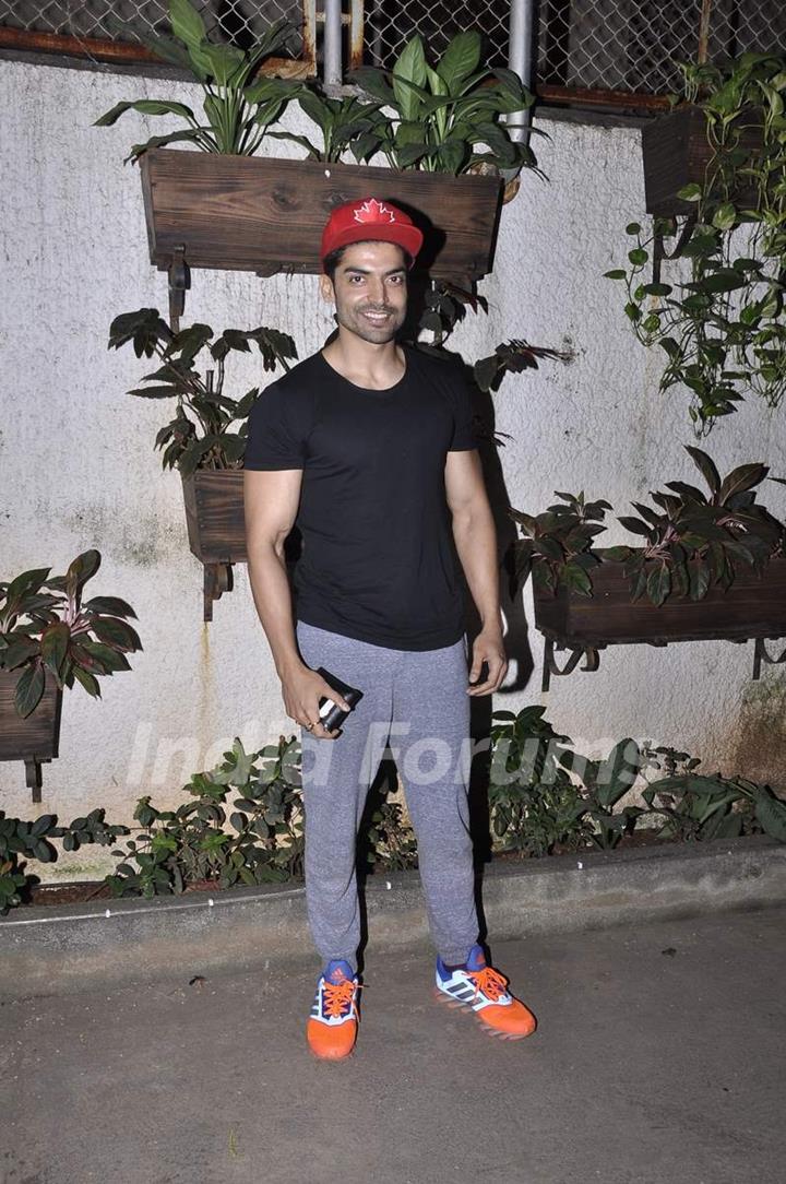 Gurmeet Choudhary attends Movie Screening at Sunny Super Sound