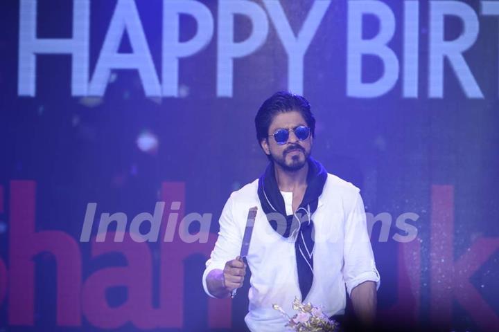 Shah Rukh Khan Celebrates His 50th Birthday