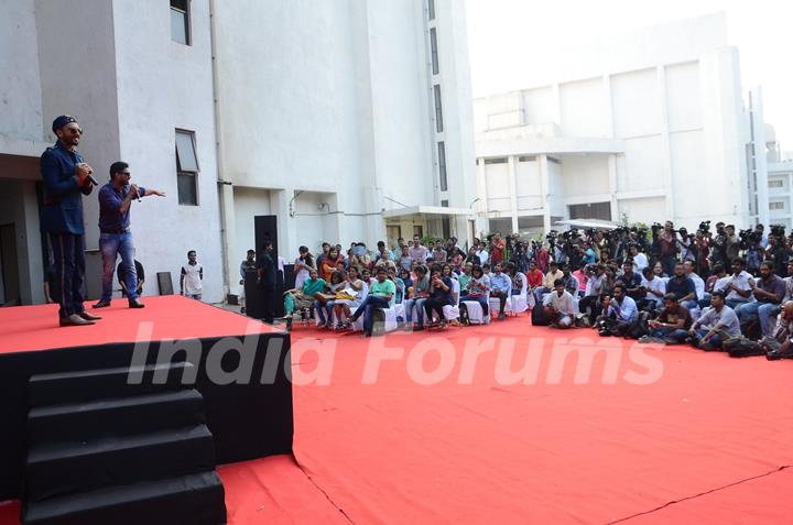 Media Gathered to Cover the Poster Launch of Bajirao Mastani by Ranveer Singh