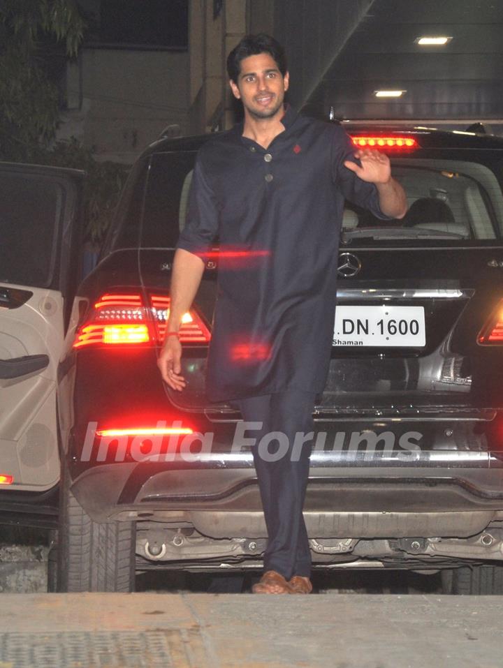 Sidharth Malhotra at Exceed Entertainment's Diwali Bash