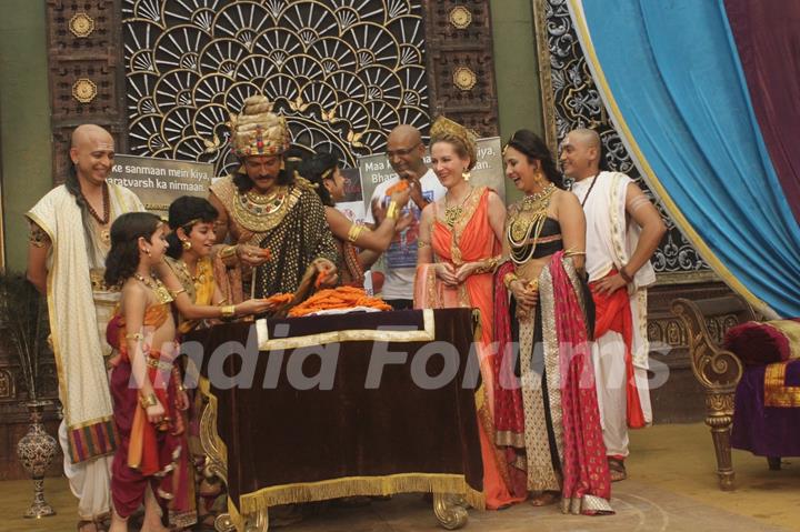 Cast of 'Chakravartin Ahsoka Samrat' at Celebration of 200 Episodes