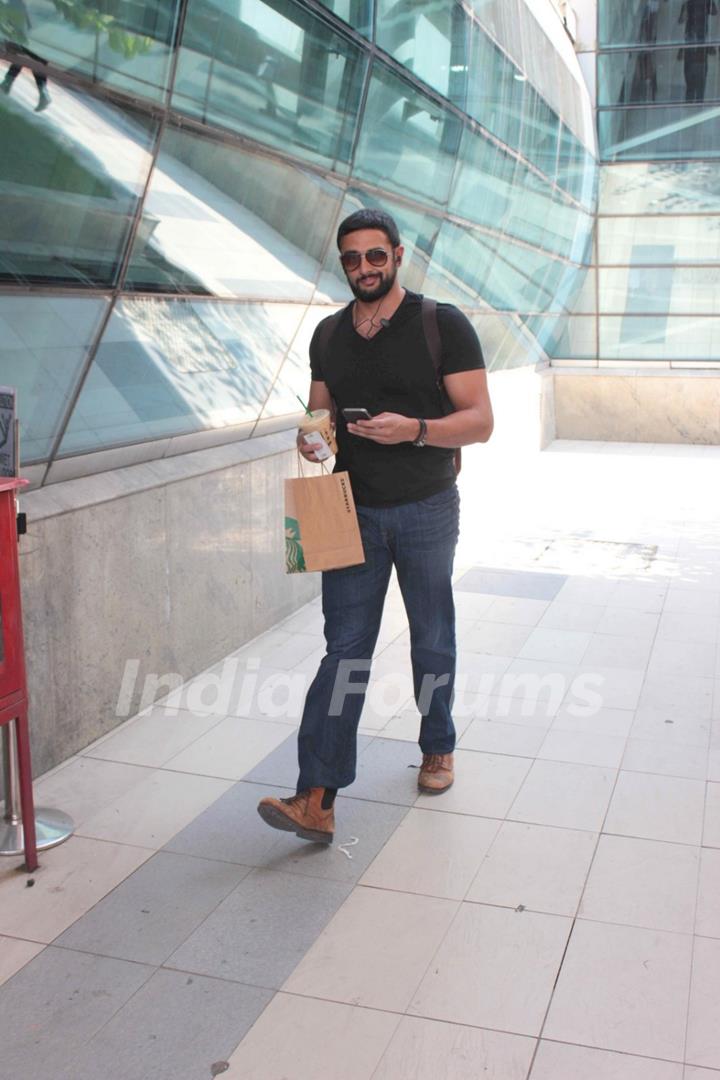 Arunoday Singh Snapped at Airport