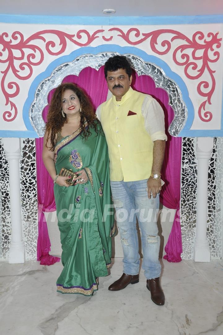 Rajesh Khattar and Vandana Sajnani at Sachin Joshi's Diwali Bash