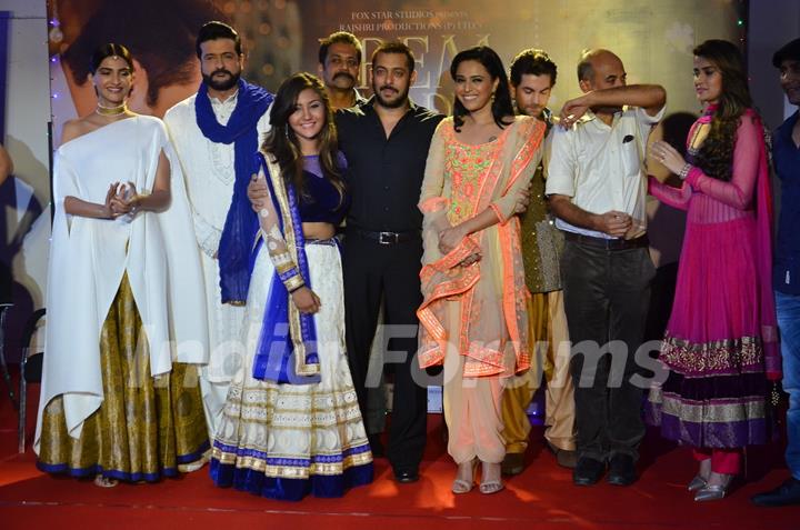 Cast of Prem Ratan Dhan Payo at  Press Meet