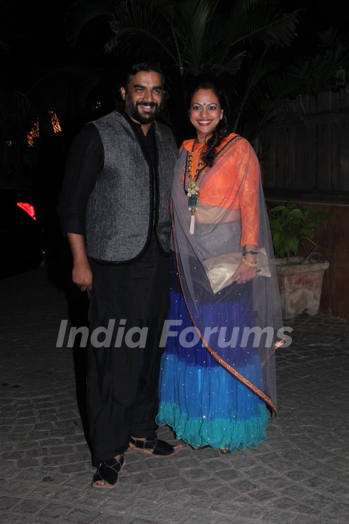 R Madhavan with his Wife at Akshay Kumar's Diwali Bash