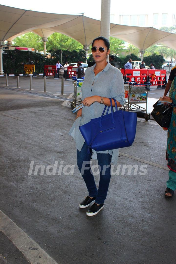 Sania Mirza Snapped at Airport