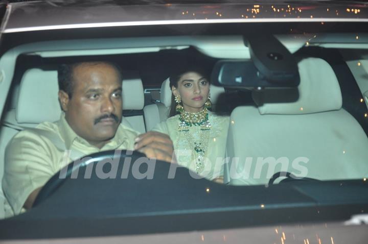 Sonam Kapoor at Big B's Diwali Bash