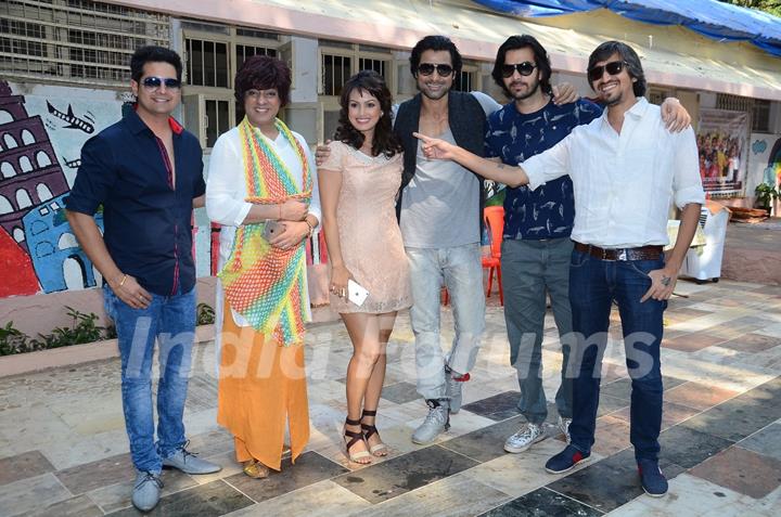 TV Celebs Celebrate Diwali with Kids