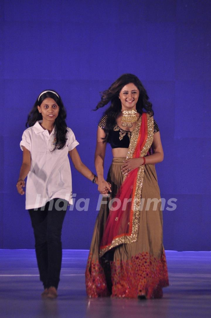Rashami Desai at Manali Jagtap's Fashion Show