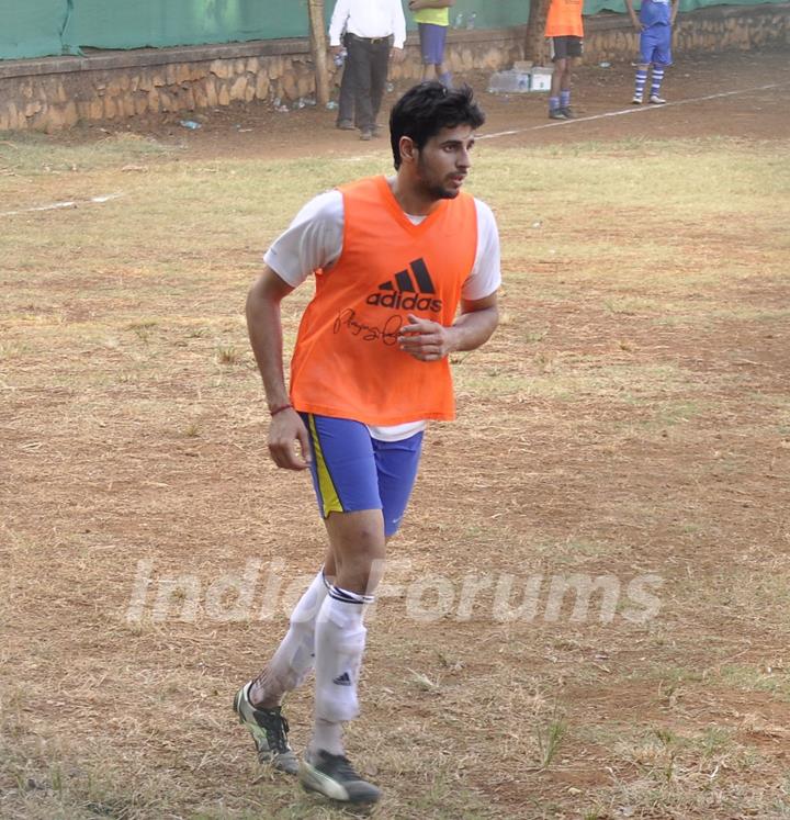 Sidharth Malhotra Snapped Playing a Friendly Soccer Match