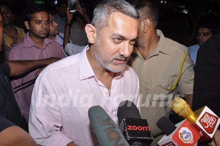 Aamir Khan Snapped at Airport