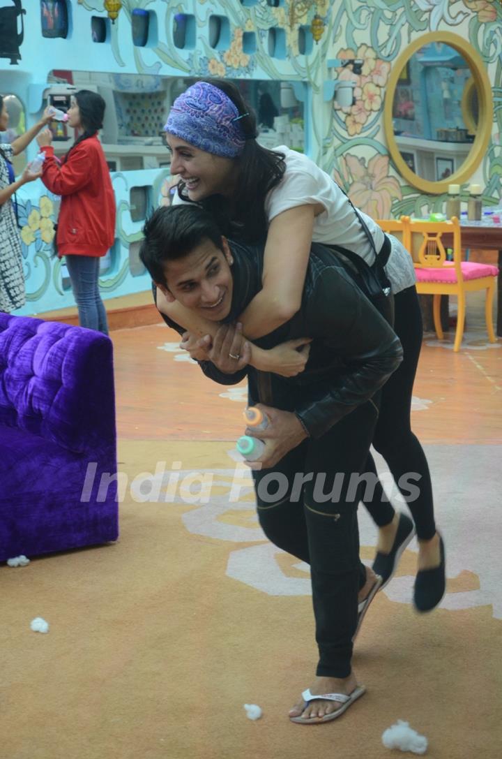 Bigg Boss Nau 9: Day 37 - Prince and Rimi