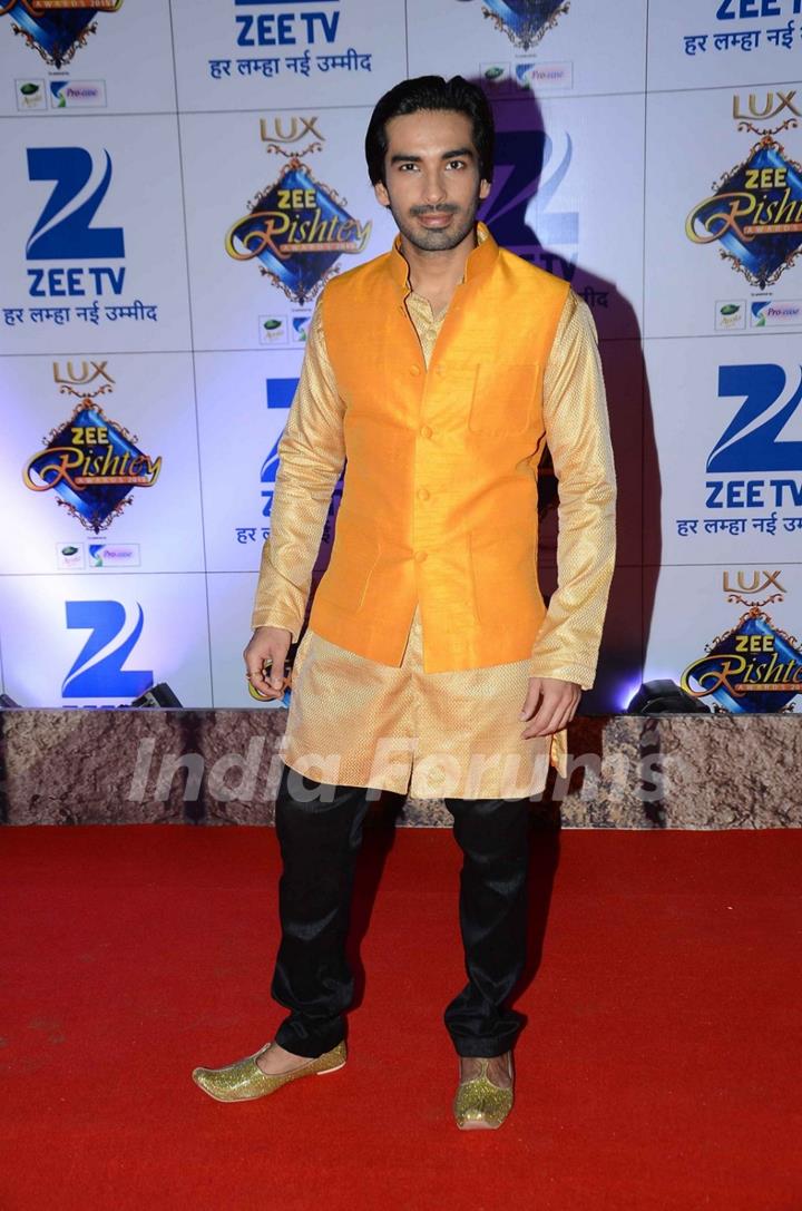 Mohit Sehgal at Zee Rishtey Awards 2015