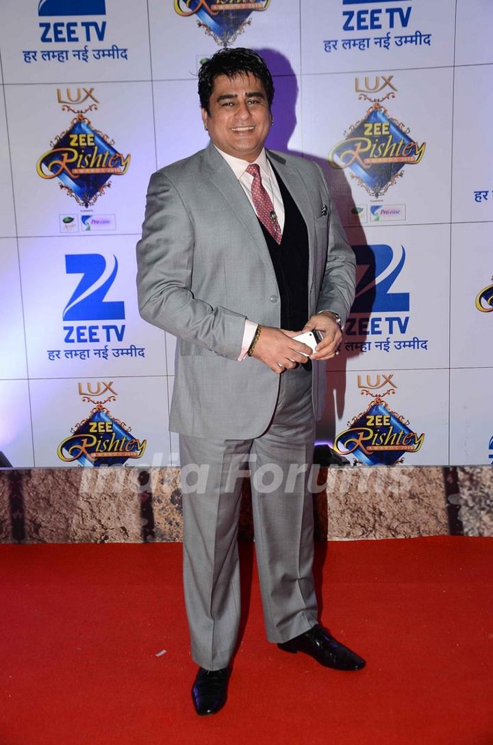 Ayub Khan at Zee Rishtey Awards 2015