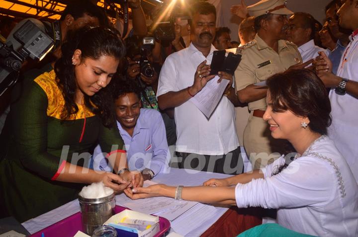 Juhi Chawla at Blood Donation Camp