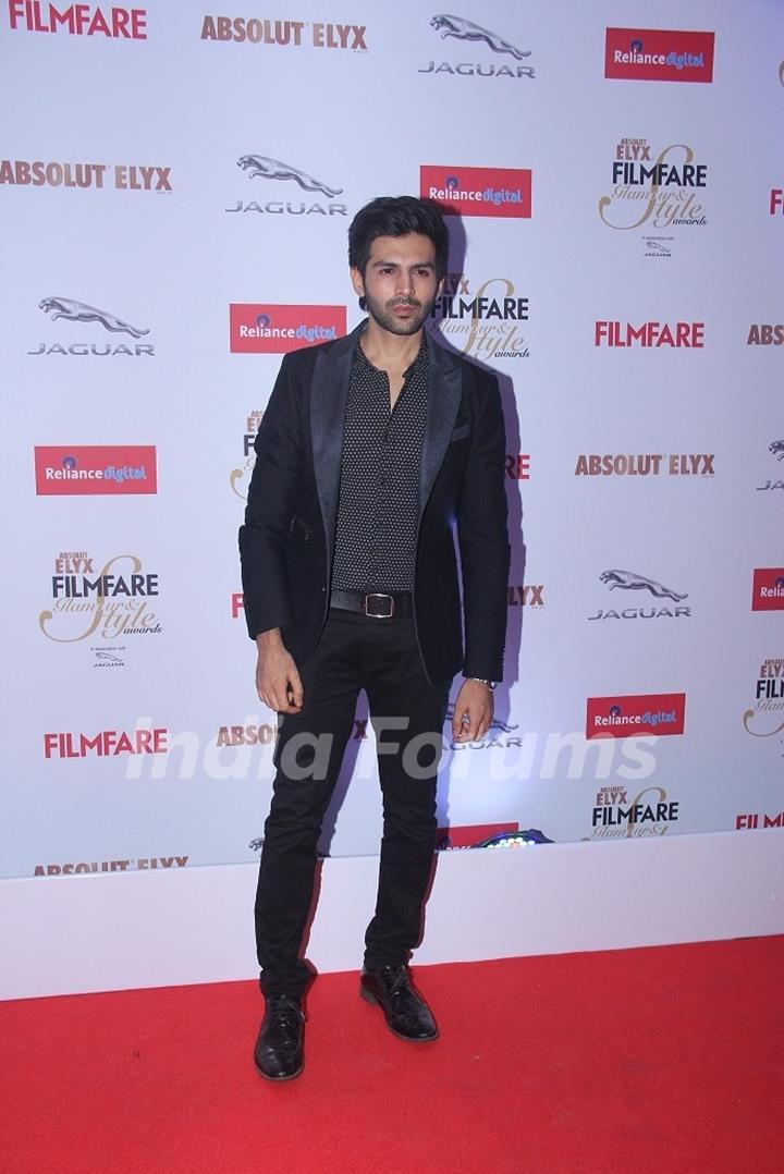 Kartik Aaryan at Filmfare Glamour and Style Awards