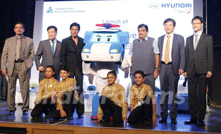 Shah Rukh Khan at Launch of 'Safe Move' Traffic Safety Campaign