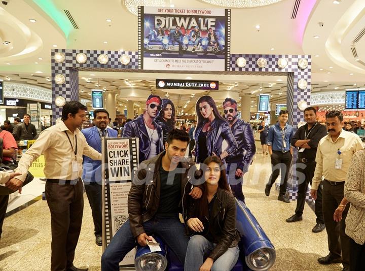 Varun and Kriti at Promotions of Dilwale at 'Mumbai Duty Free T2'