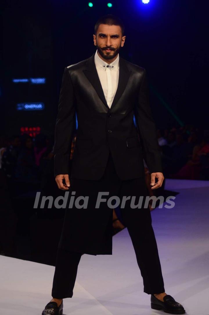 Ranveer Singh walked the ramp at GQ Fashion Night