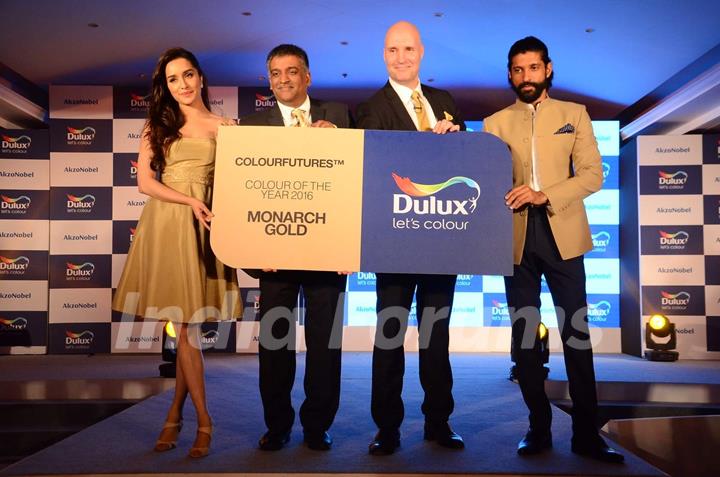 Farhan Akhtar and Shraddha Kapoor at The Launch of Dulux's Colour of The Year