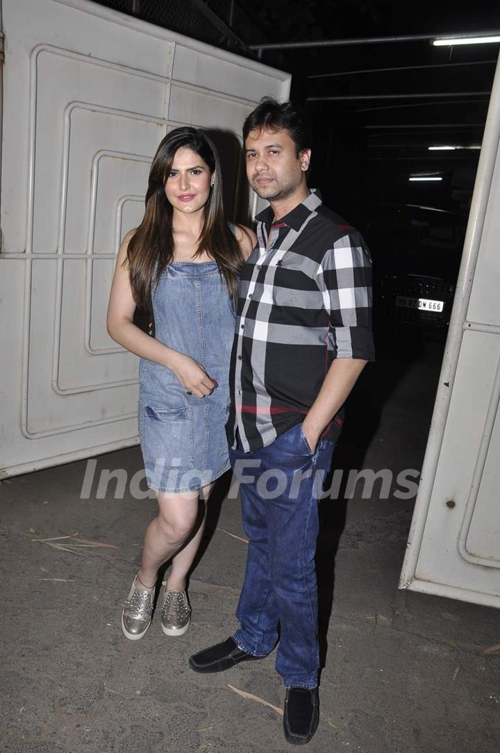 Zarine Khan and Vishal Pandya at Screening of Hate Story 3