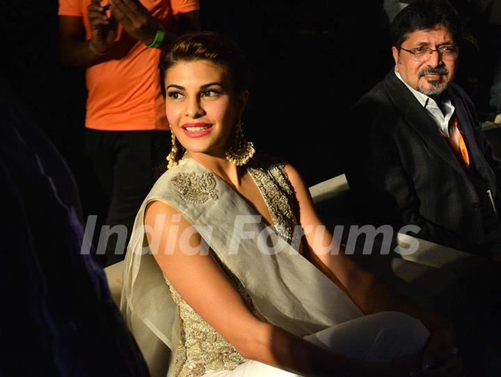 Jacqueline Fernandes Looks Beautiful at Delhi International Film Festival