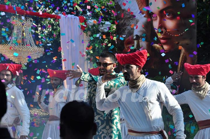 Ranveer Singh performing at Promotions of 'Bajirao Mastani' on 'Swaragini'