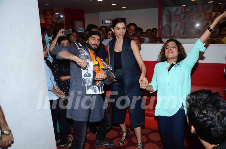 Deepika Padukone and Ranveer Singh along with Malishka during Promotes Bajirao Mastani at Red FM