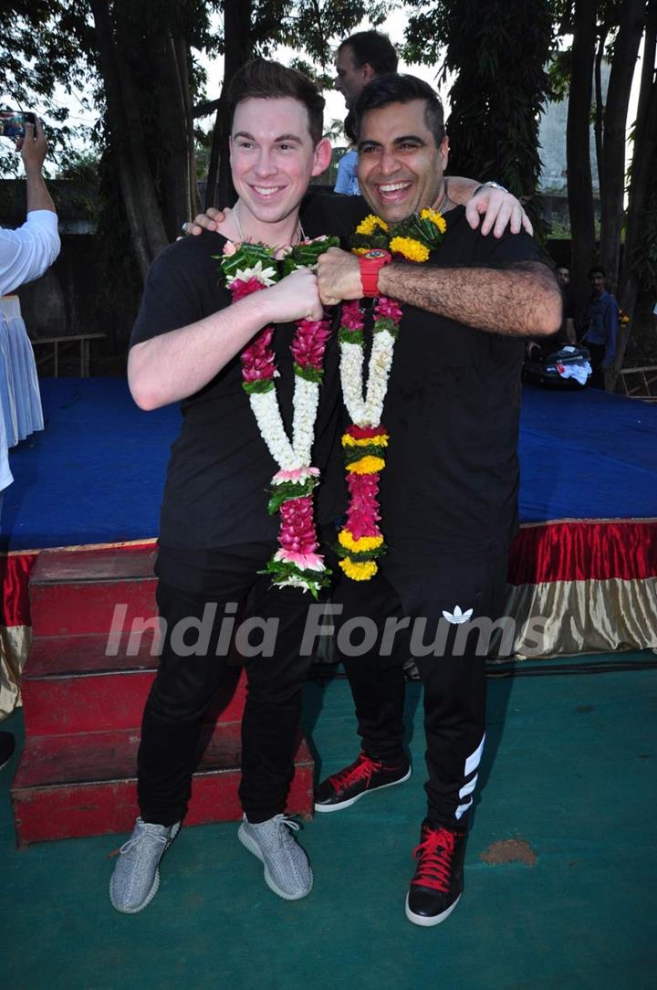 DJ Hardwell and Shailendra Singh at Magic Bus Charity Event