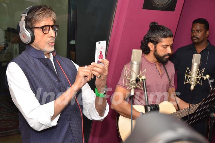 Farhan Akhtar and Amitabh Bachchan Clicks a Selfie During Recording a Song for Wazir