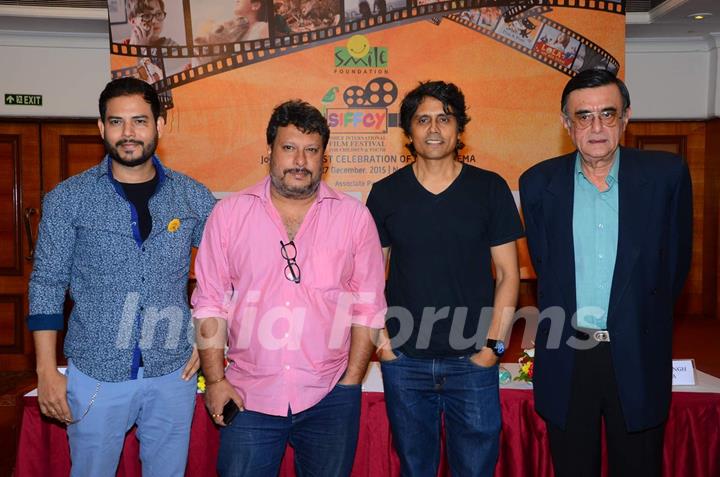 Nagesh Kukunoor, Tighmanshu Dhulia at Press Meet of Smile Foundation with Top Directors