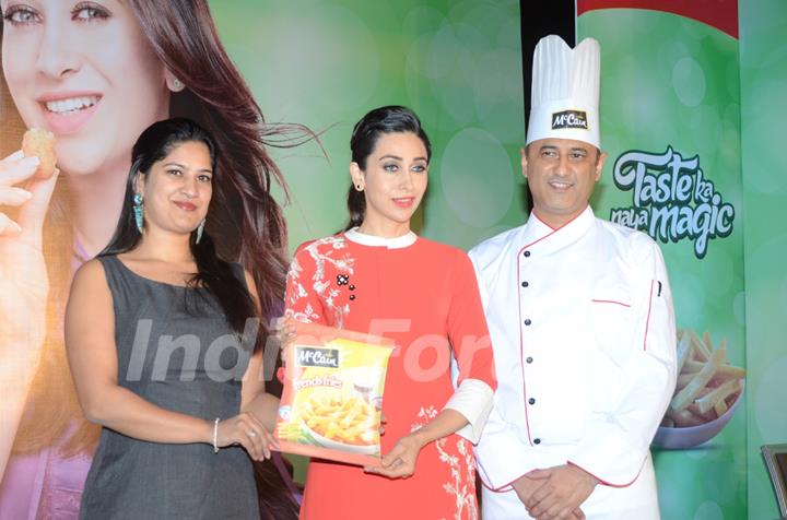 Karisma Kapoor Sees Tomorrow’s Moms Enjoying More Snacking Occasion with McCain