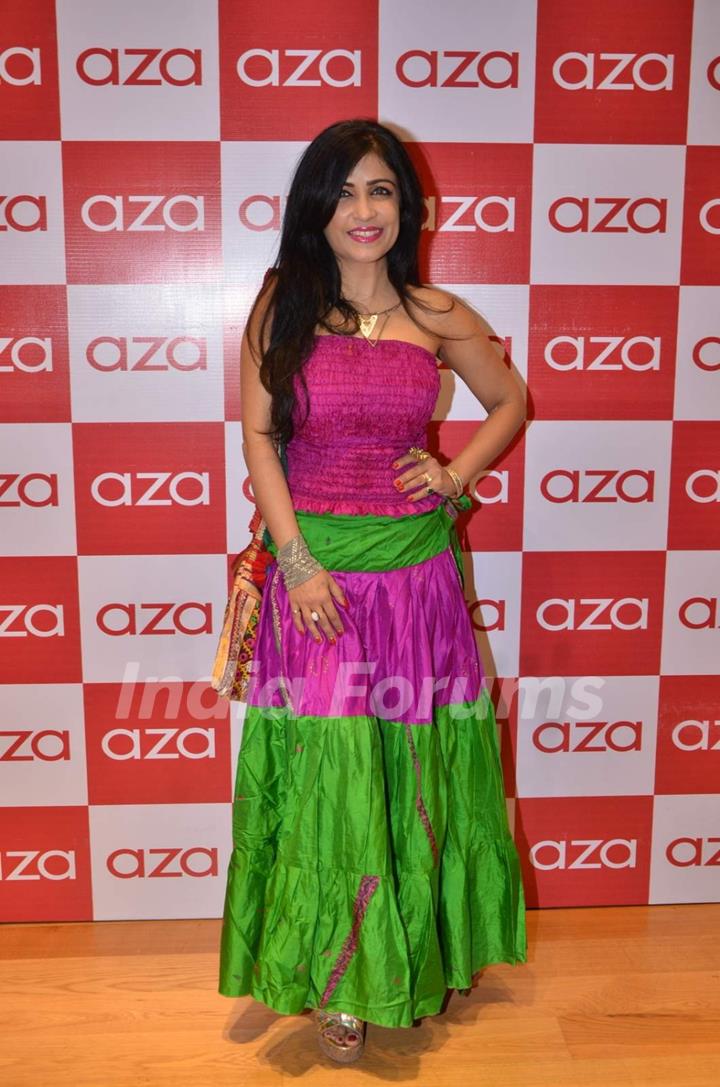 Shibani Kashyap at Shivani Awasti's Collection Launch at AZA