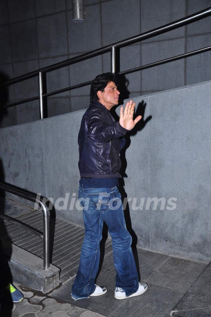 SRK at Special Screening of Dilwale
